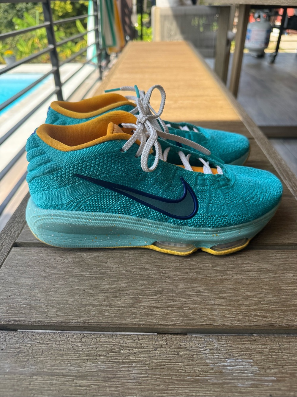 Nike Air Zoom GT Hustle 3 Victor Wembamyama boys size 7 basketball shoes